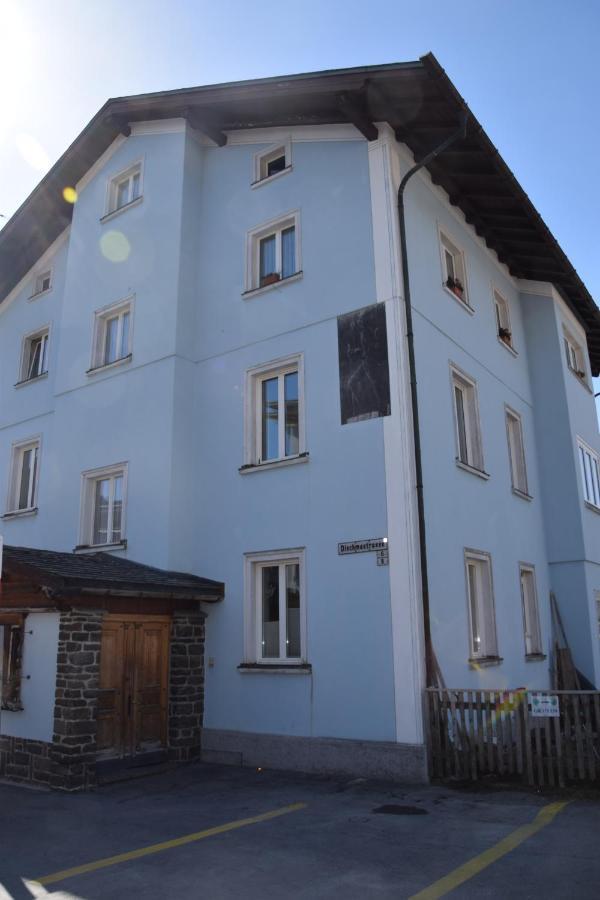 Fewo's Und Apartment's Blaues Haus Apartamento Davos
