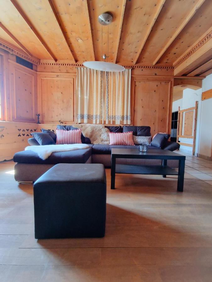 Fewo's Und Apartment's Blaues Haus * Davos