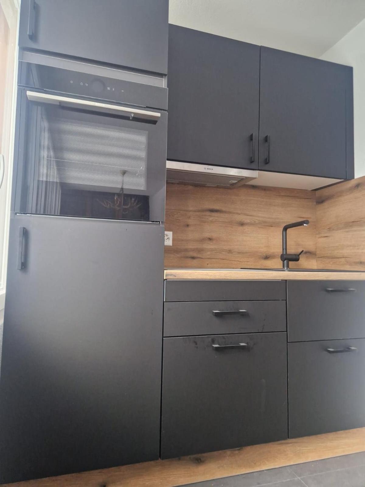 Fewo's Und Apartment's Blaues Haus Appartamento Davos